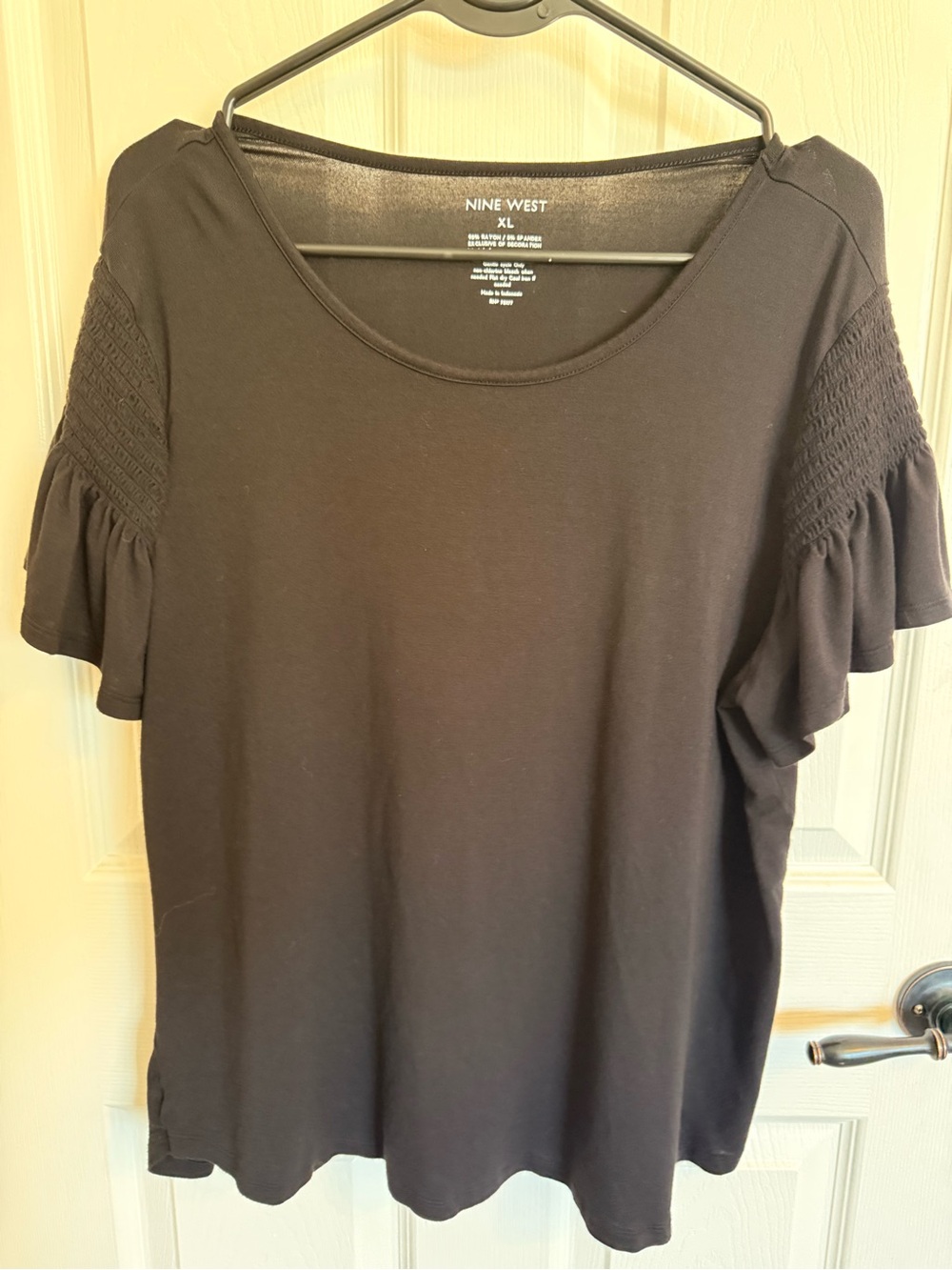 Nine West Black Smocked Flutter Sleeve Top XL Scoop Neck